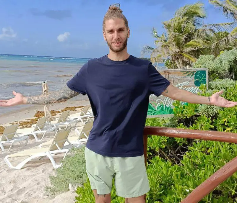 👤 Who Might Benefit From AstralHQ Shifting Vibrations?